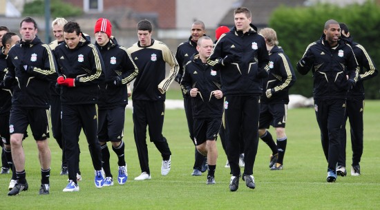 欧冠战报：里奥斯传射巴雷罗破门，本菲卡2-0完胜那不勒斯